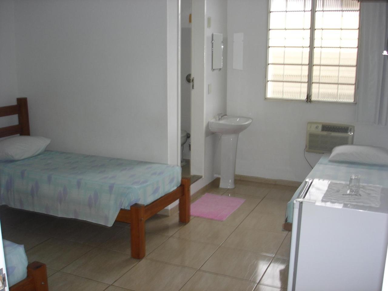 Delmus Hotel Conselheiro Pena Стая снимка